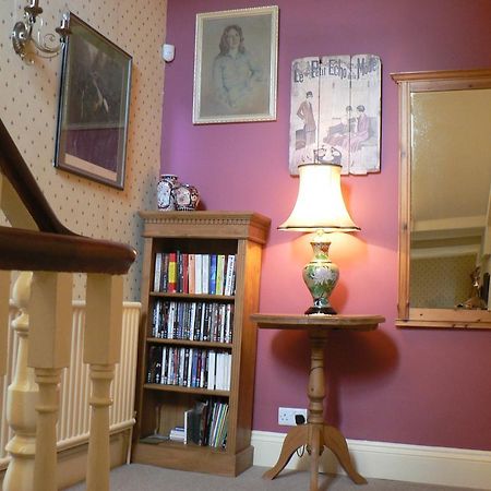 16 Franklin Bijou Boutique Bed & Breakfast Harrogate Bagian luar foto