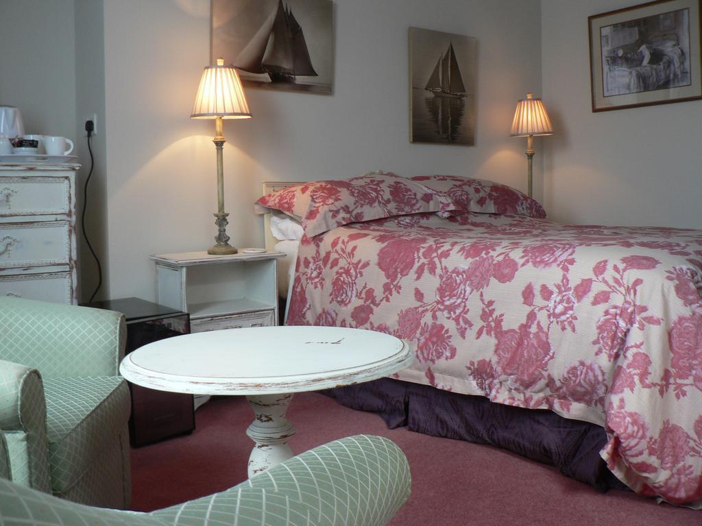 16 Franklin Bijou Boutique Bed & Breakfast Harrogate Ruang foto