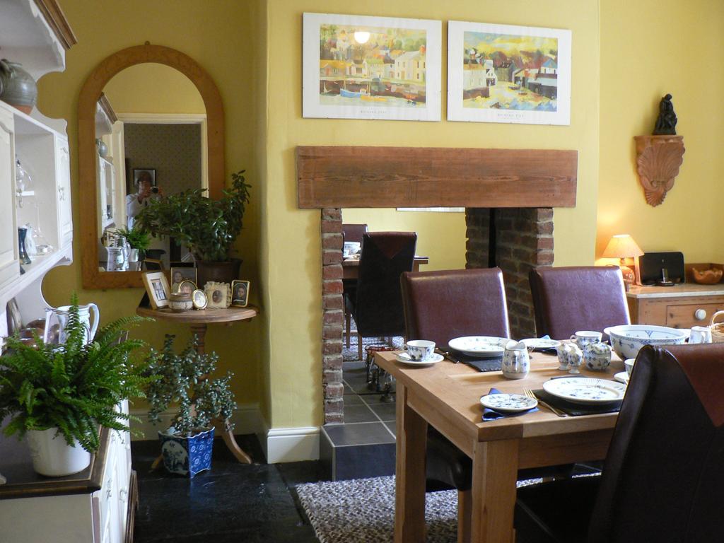 16 Franklin Bijou Boutique Bed & Breakfast Harrogate Bagian luar foto