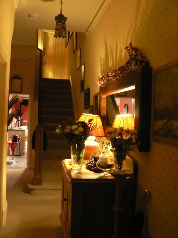 16 Franklin Bijou Boutique Bed & Breakfast Harrogate Bagian luar foto